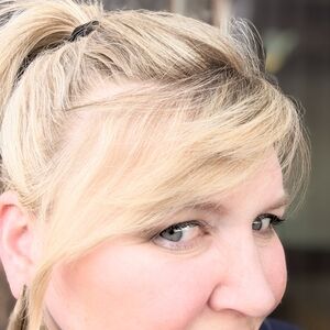 Meet your Posher, Arin